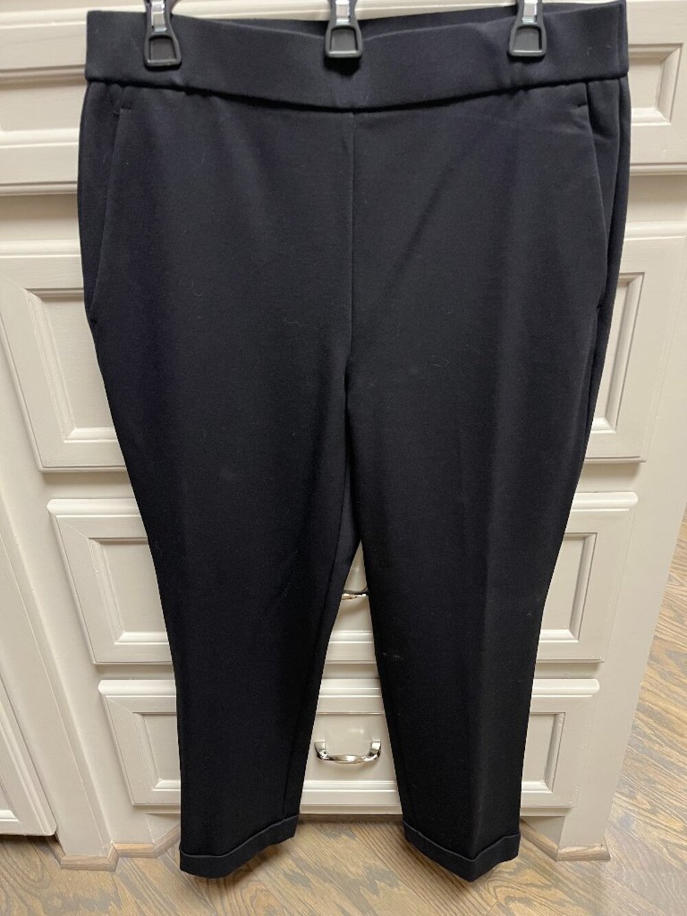 NWOT ANN TAYLOR Black Ponte Stretch Flat Front Pull On Pant - Size M